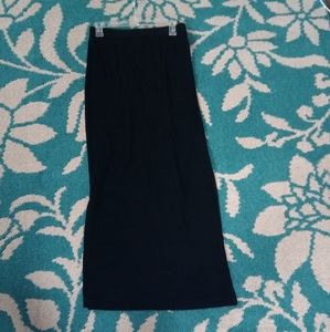 Very sexy slinky black maxi skirt like new